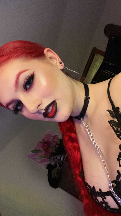 @littleredsmut