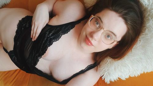 littlewhitelies nude