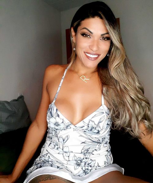 @liviamarques