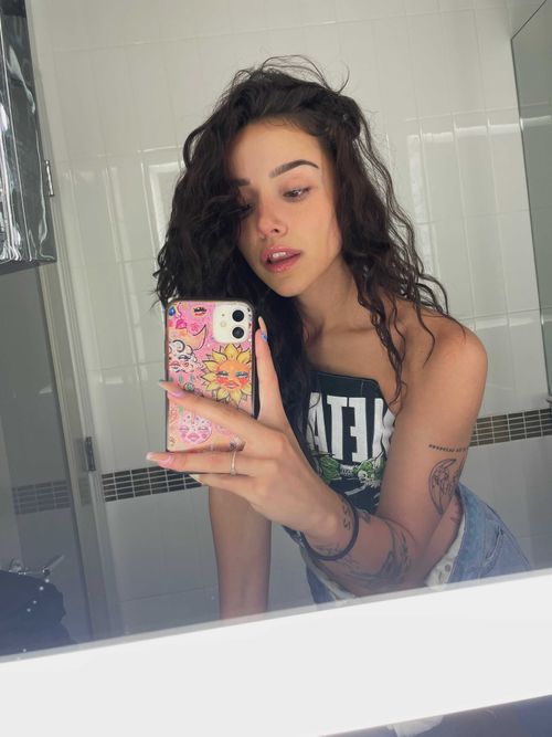 @liyaperez