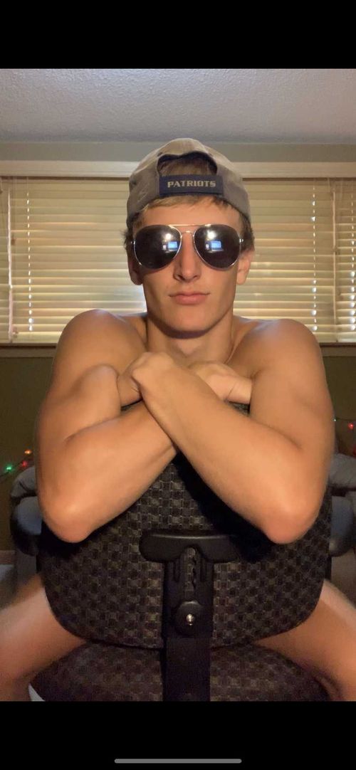 @loganwall nude loganwall nude
