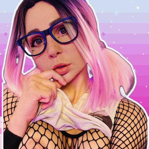 @lola_pixel