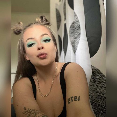 @lottiebxby