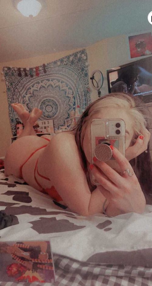 @lovelyyyyriri nude lovelyyyyriri nude
