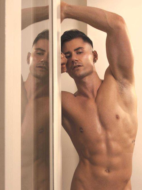 @lukasdaken