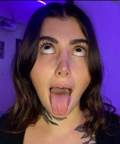 @luluvalotta