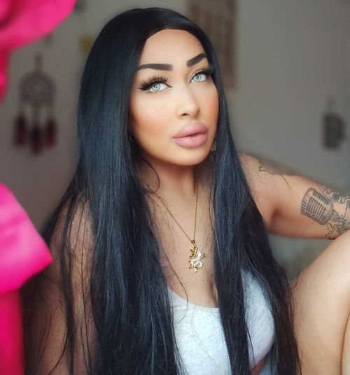 @lyrixbabydoll