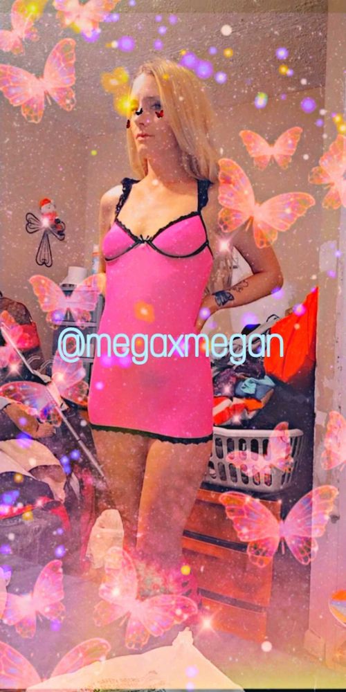 @megaxmegan nude megaxmegan nude