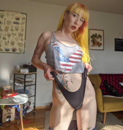 @meggabyte