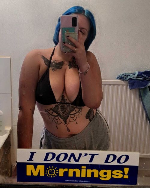 @megr0se