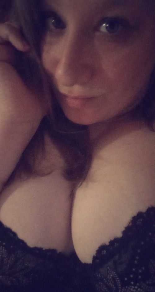 @megziiraebabii