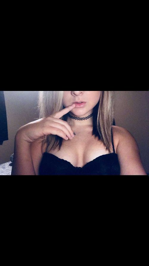 @mel_aniee nude mel_aniee nude