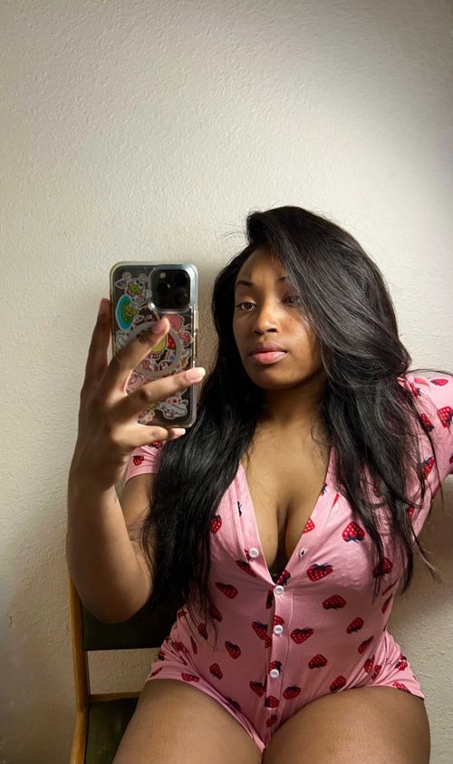 @melamamiii