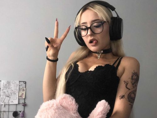 @melllcia nude melllcia nude