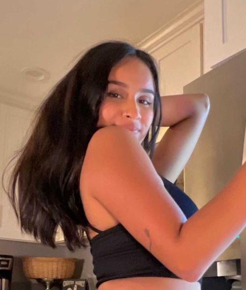 @miadivinee