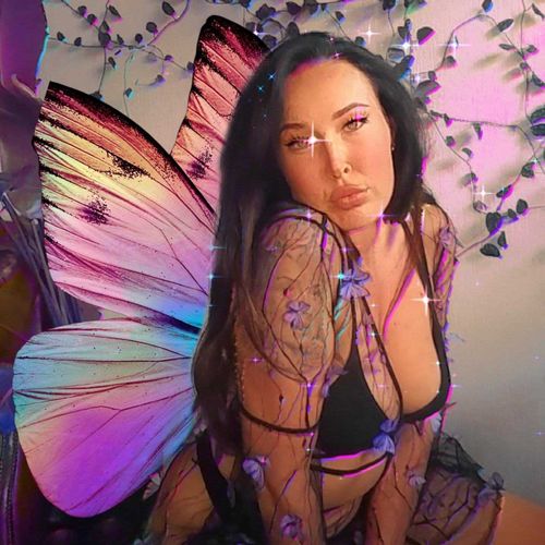 @miawhiite