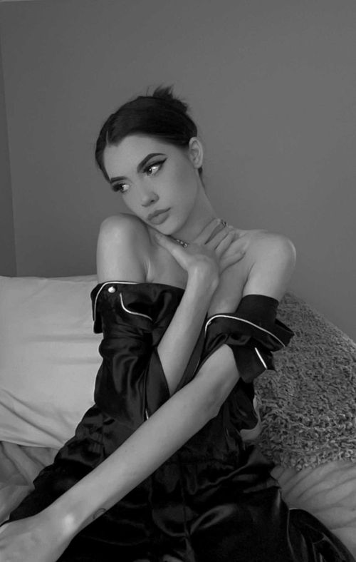 @miaxomarie