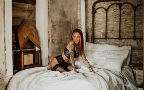 @milfmoneyhoney nude milfmoneyhoney nude