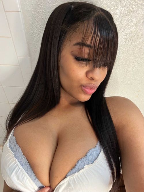 @milkyymommie