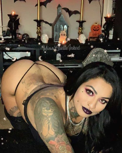 @misschelleinked nude misschelleinked nude