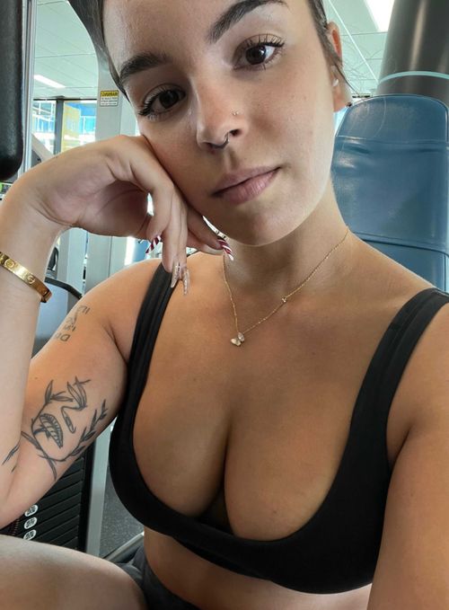@misstahlia