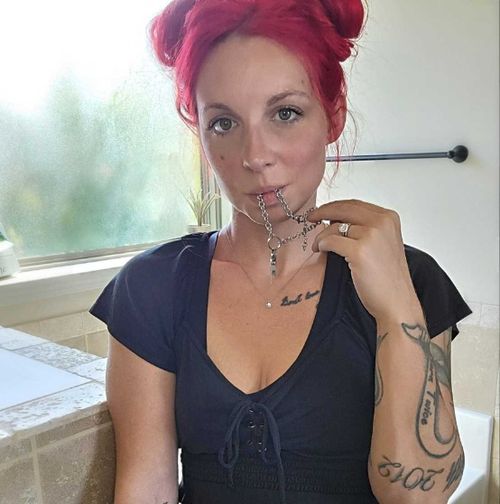 @mistressvia54