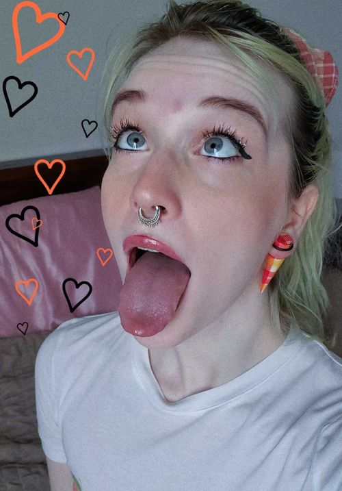 @mitzi_doll