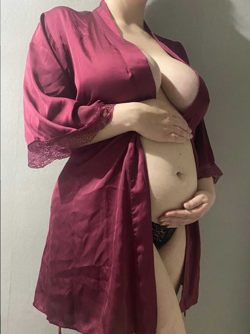 @mombodrosie