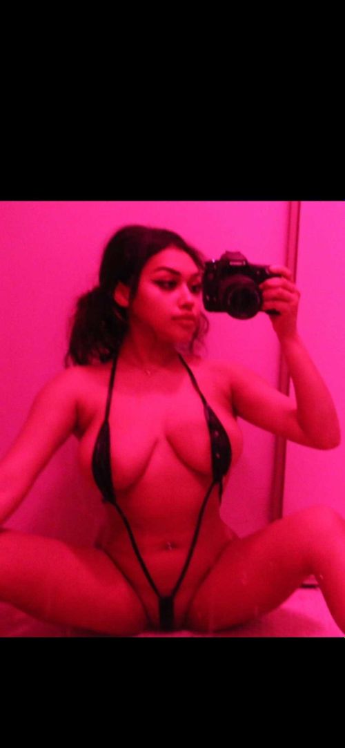 @monicaxoxo