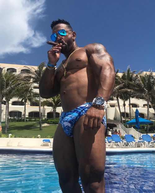 @mr.x11musclegod