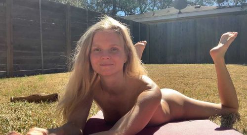 @naturallyamanda nude naturallyamanda nude