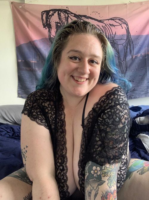@naughtynyxie