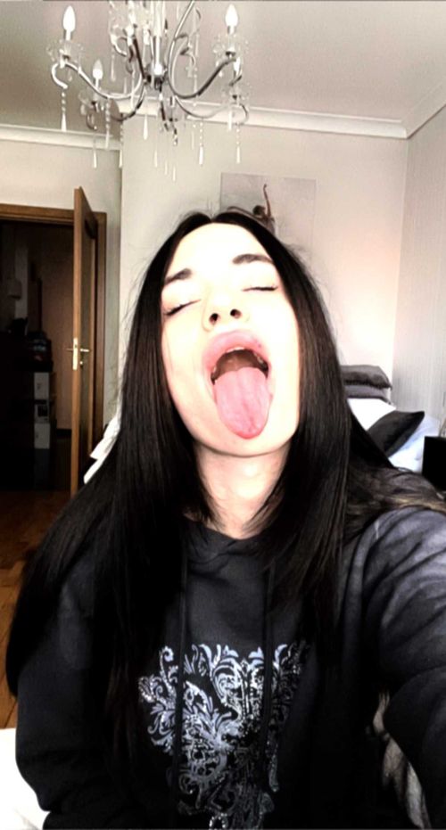 @nayadicksonn