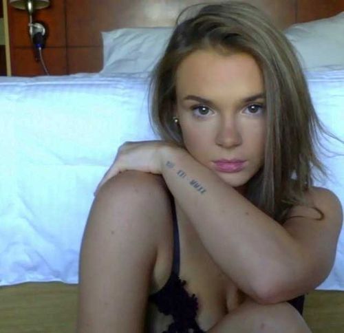 @nellienoble