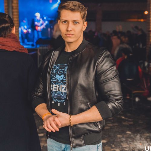 @nicolasferringtonfree