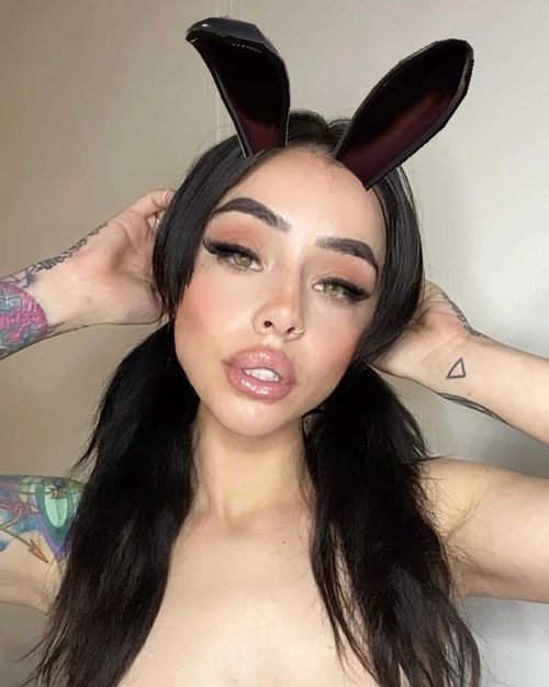 @nikki_narvaez
