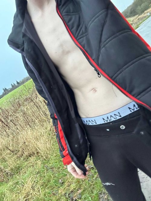 @nkdladz1
