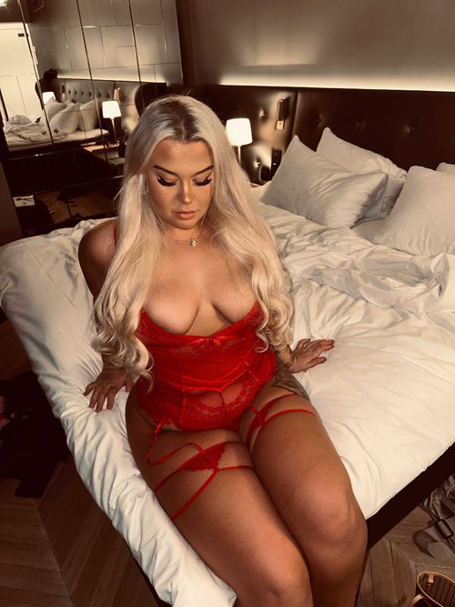 @norwayscurvybarbie