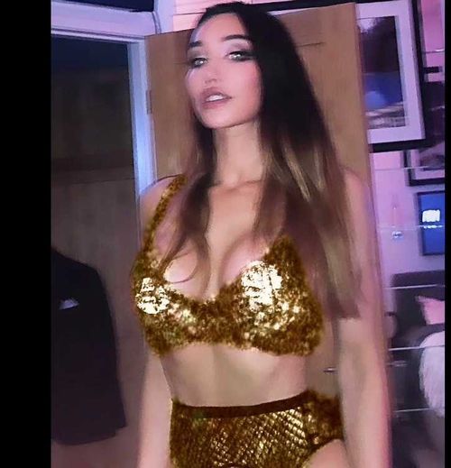@officialfarrahlovely