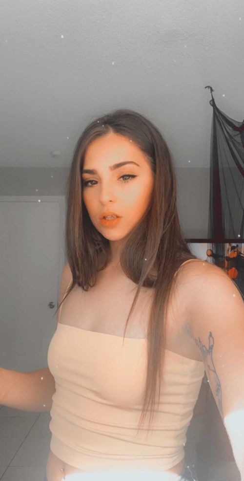 @officialsofiereyez