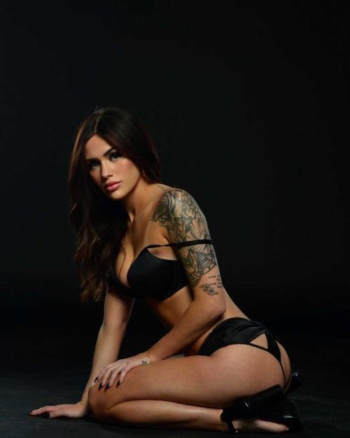 @officialtattedbrunette nude officialtattedbrunette nude