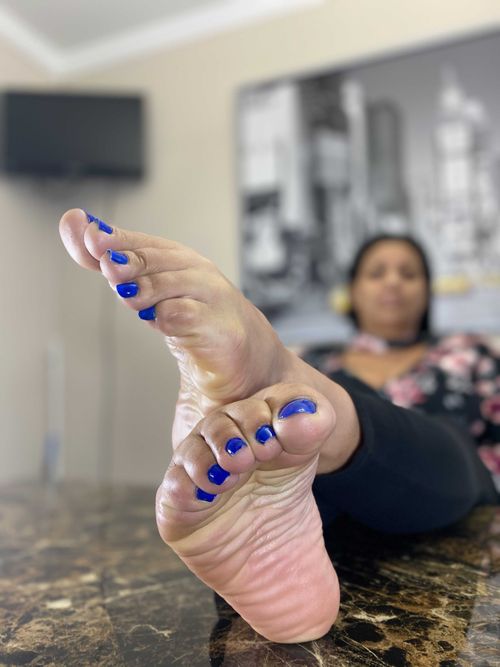 @only1exploremysoles nude only1exploremysoles nude