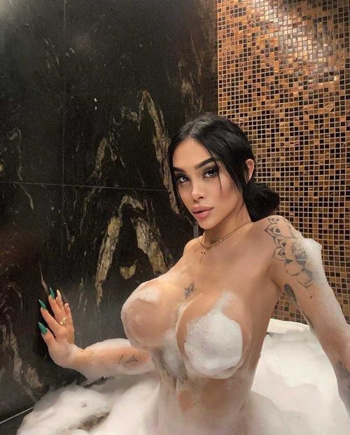 @onlysaraluna