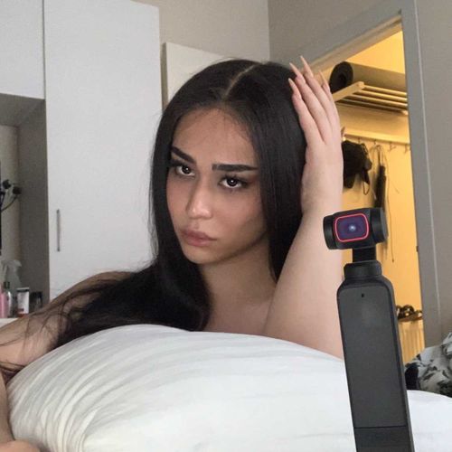 @onlysisilia