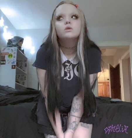@opheliagoth