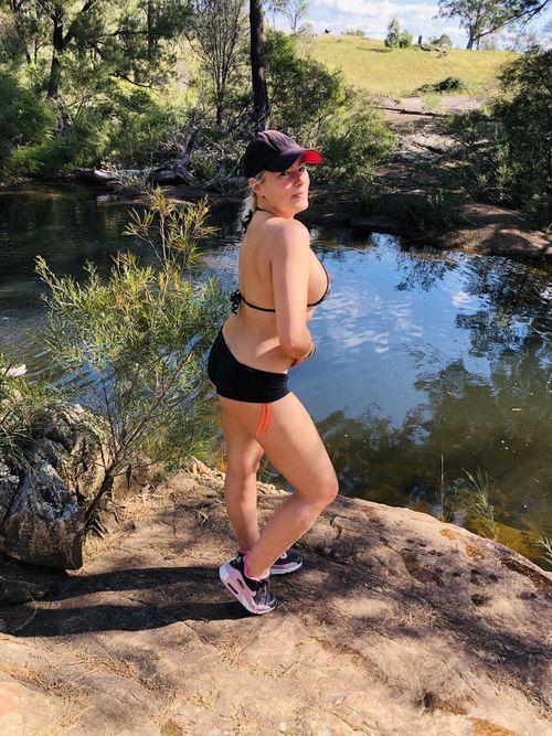 @ozmissykj nude ozmissykj nude