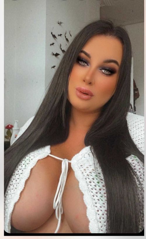 @paigehfox