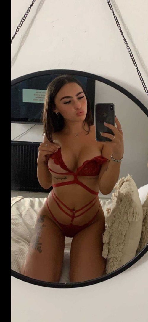 @petiteandfilth