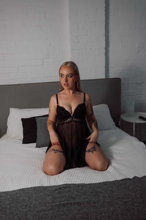 @phoebeknight_t