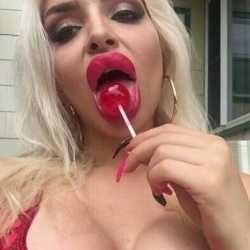 @pinkdolly